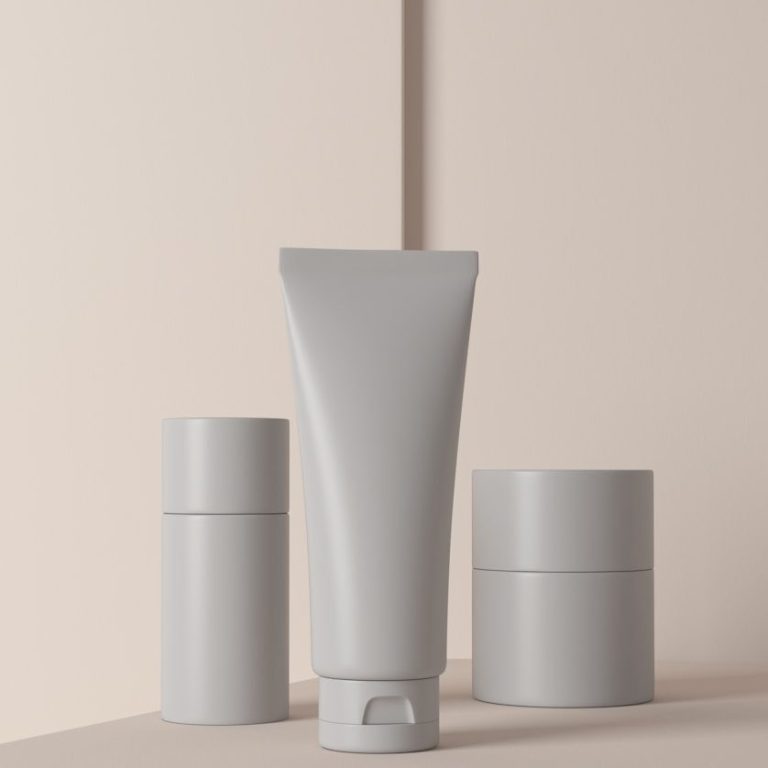 Tuben mit Testosterongel – Beispiel für verschriebene Testosteron-Ersatztherapie bei TestoCare